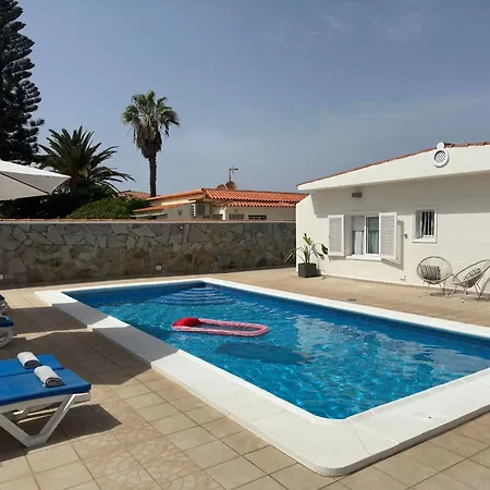 Beachfront And Pool * Puerto de Santiago (Tenerife)