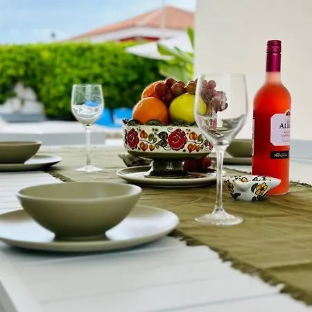 Beachfront And Pool *