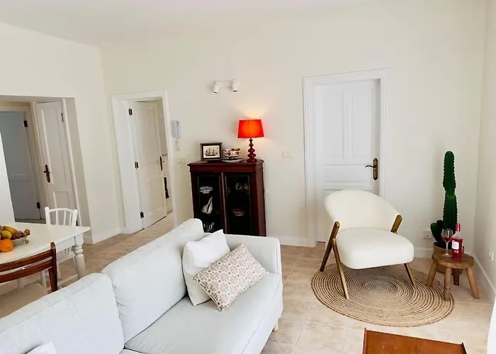 Beachfront And Pool *