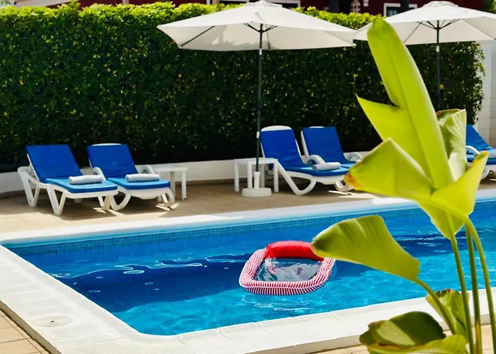 Villa Beachfront And Pool